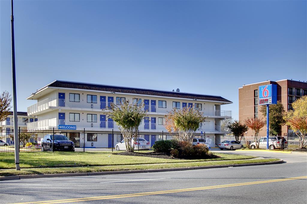 Motel 6-Capitol Heights, Md - Washington Largo Bagian luar foto