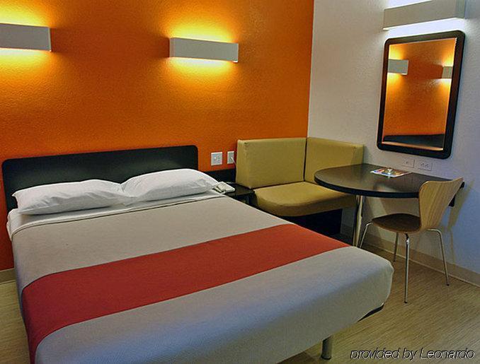 Motel 6-Capitol Heights, Md - Washington Largo Bagian luar foto