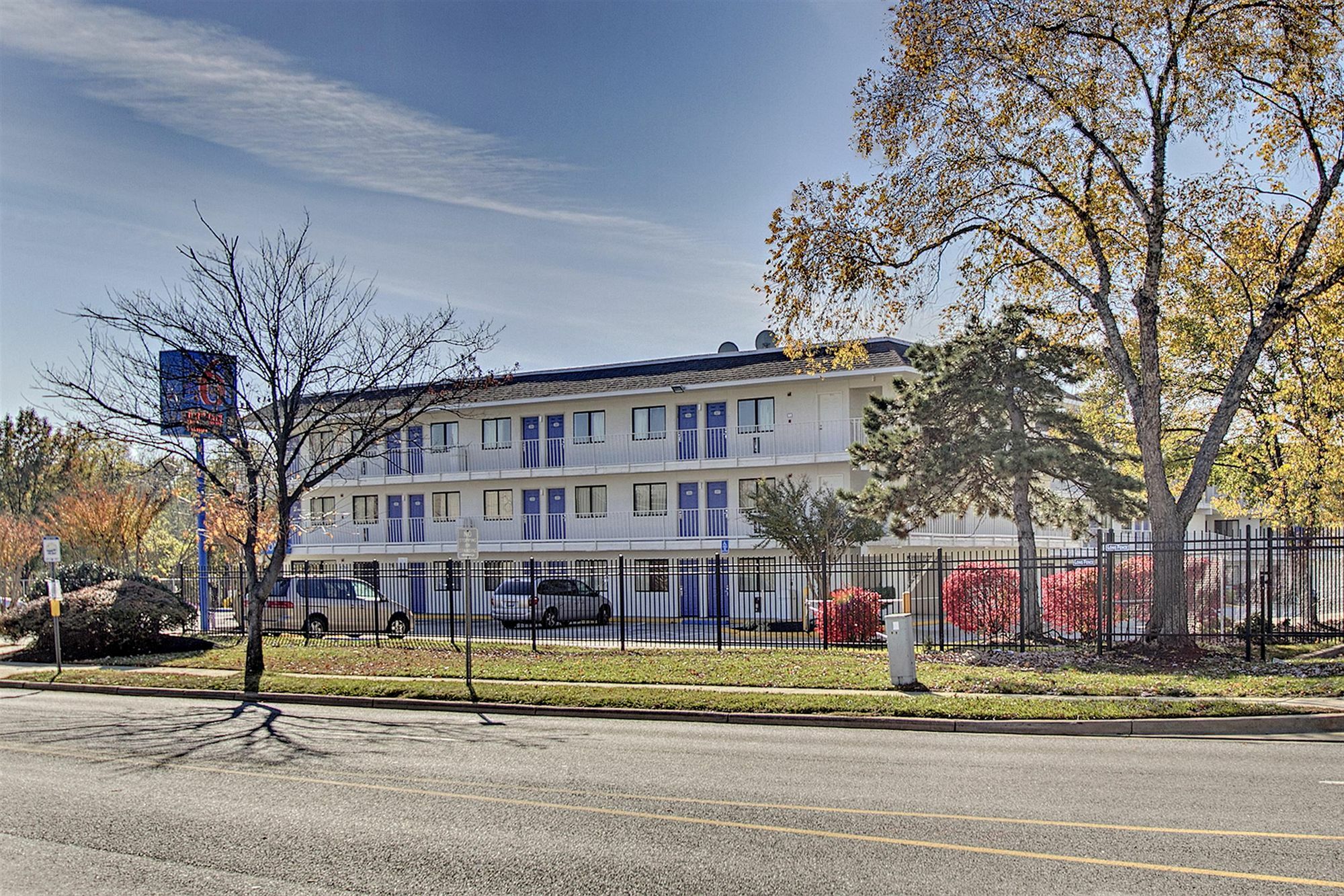 Motel 6-Capitol Heights, Md - Washington Largo Bagian luar foto